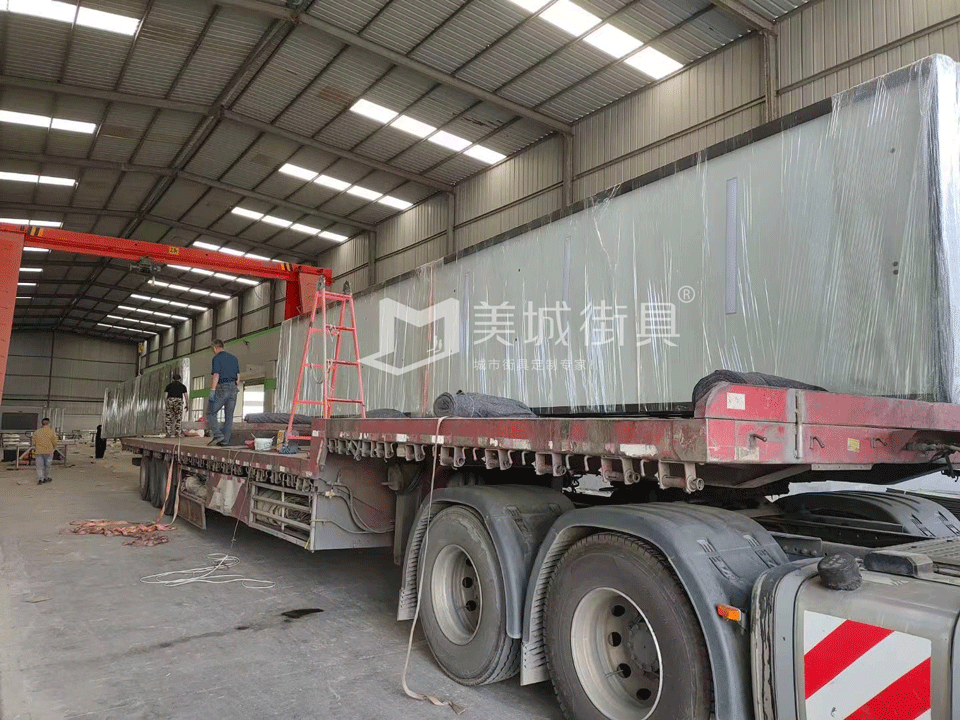 2022.9.21美城街具供應蘇州公交車候車亭發貨現場 2022.9.21美城街具供應蘇州公交車候車亭發貨現場